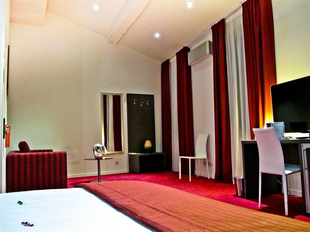 Music Hotel Marsiglia Esterno foto